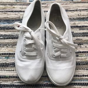 White Vans Women’s size 6